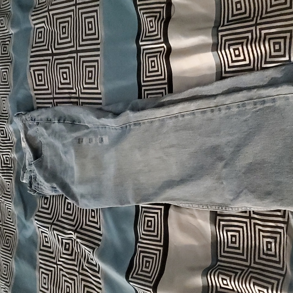 Urban pipeline jeans